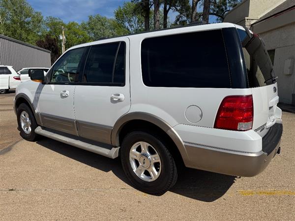 Used 2004 Ford Expedition Eddie Bauer RWD image 2