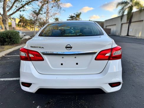Used 2016 Nissan Sentra 1.8 S image 5