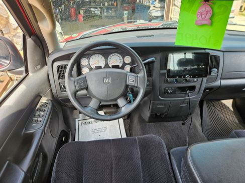 Used 2004 Dodge Ram 1500 Truck SLT image 8
