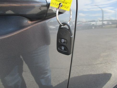 Used 2014 Hyundai Tucson GLS image 12