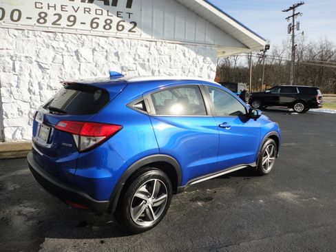 Used 2021 Honda HR-V EX image 3
