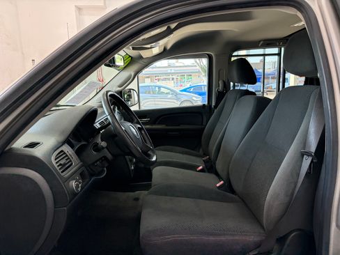 Used 2008 Chevrolet Avalanche 2WD image 13