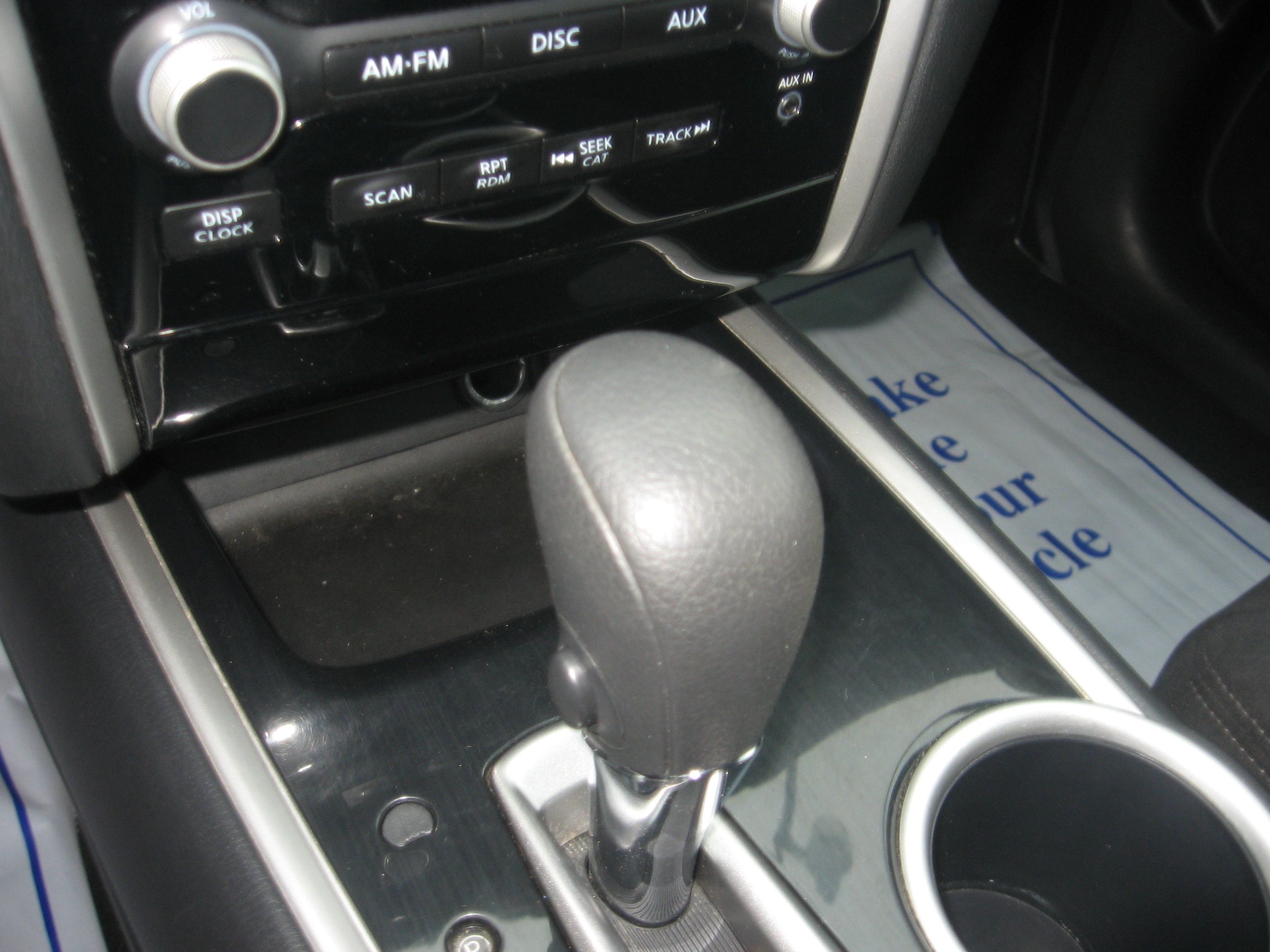Used 2013 Nissan Pathfinder S AWD/4WD image 12