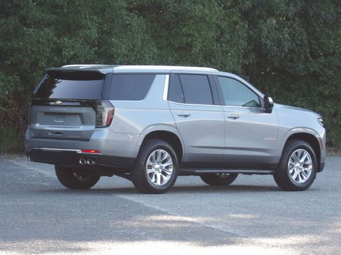 Used 2025 Chevrolet Tahoe 2WD Premier image 7
