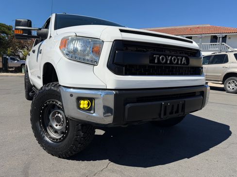 Used 2017 Toyota Tundra TRD Sport image 22