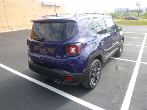 Used 2021 Jeep Renegade Latitude image 6