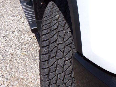 Used 2020 Chevrolet Silverado 2500 LT image 19