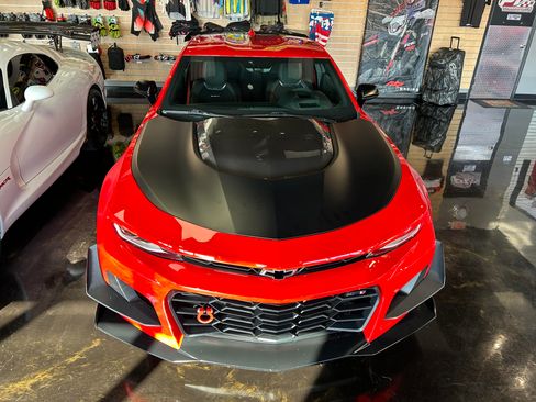 Used 2023 Chevrolet Camaro ZL1 image 6