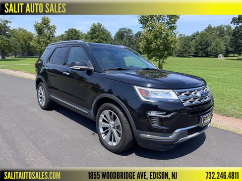 Used 2019 Ford Explorer Limited image 1
