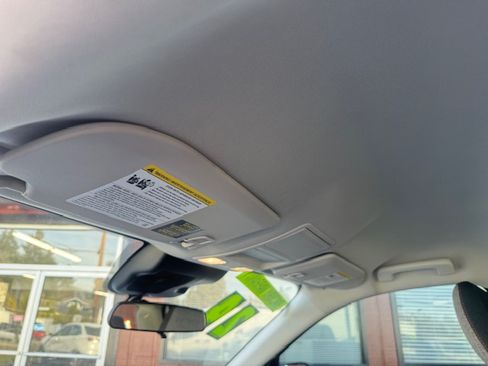 Used 2024 Ford Maverick XLT image 16