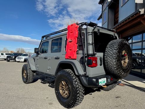 Used 2021 Jeep Wrangler Unlimited Rubicon 392 image 3
