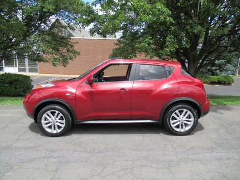 Used 2013 Nissan Juke AWD SL image 3