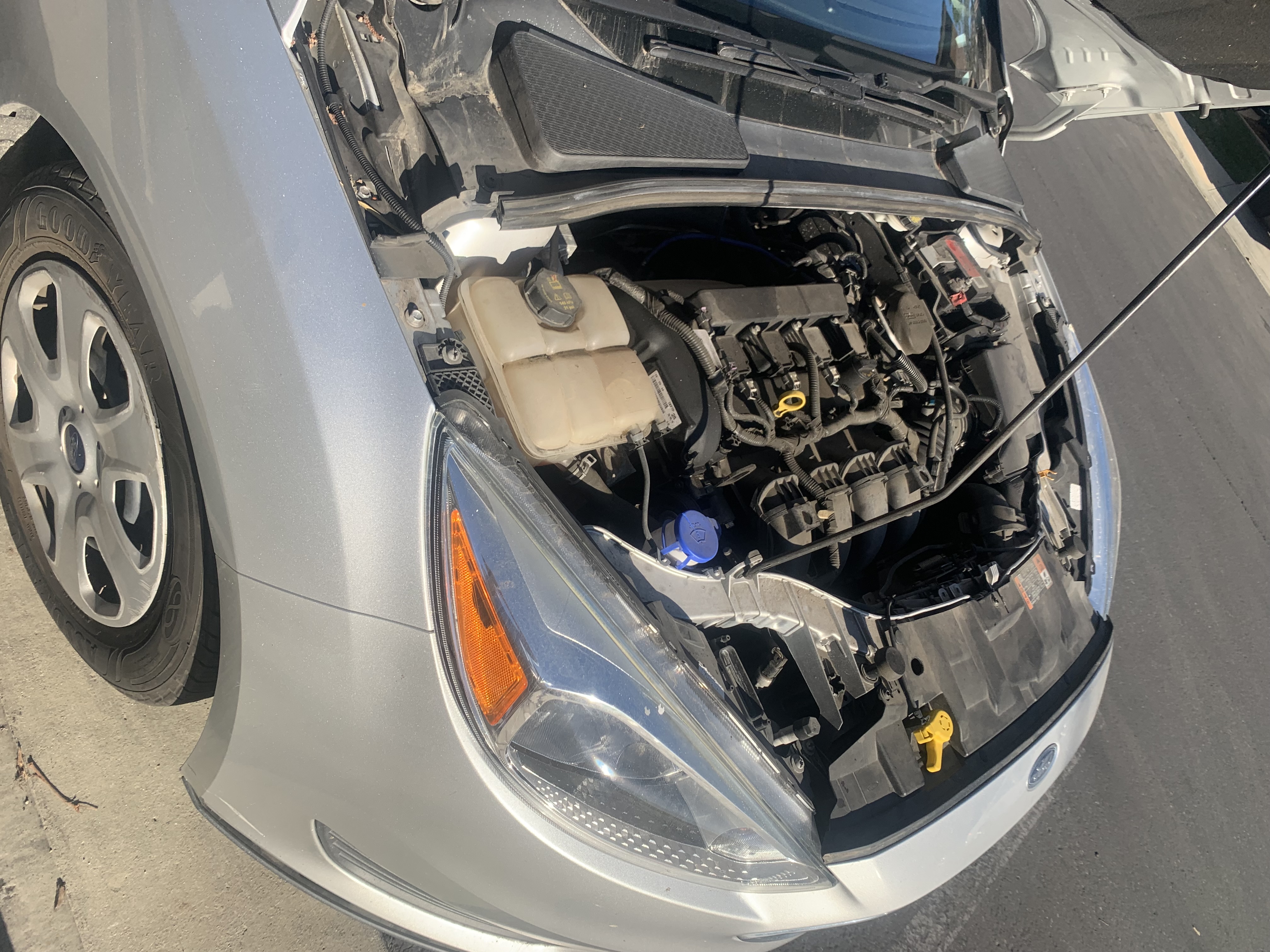 Used 2015 Ford Focus S Sedan FWD image 14