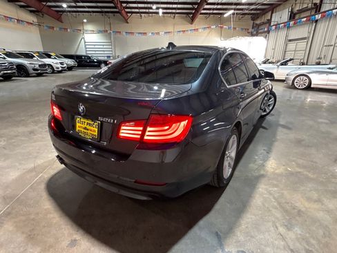 Used 2011 BMW 528i RWD image 6