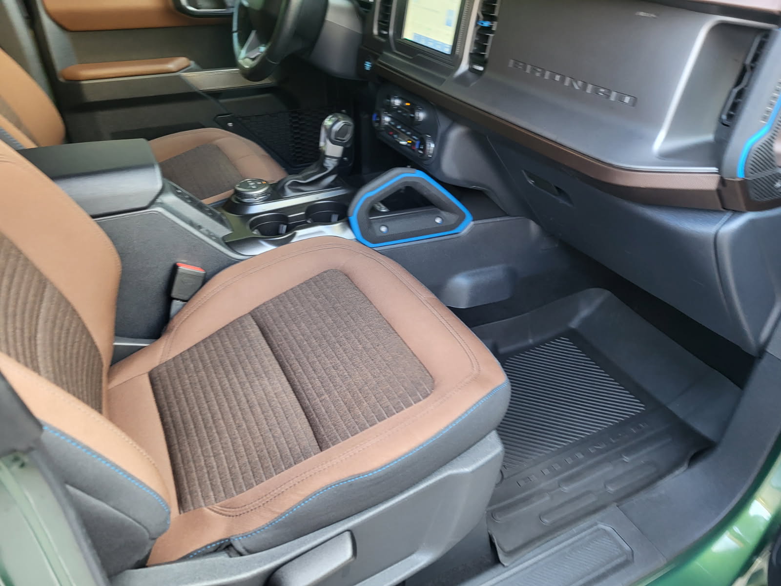 Used 2022 Ford Bronco Outer Banks AWD/4WD image 12