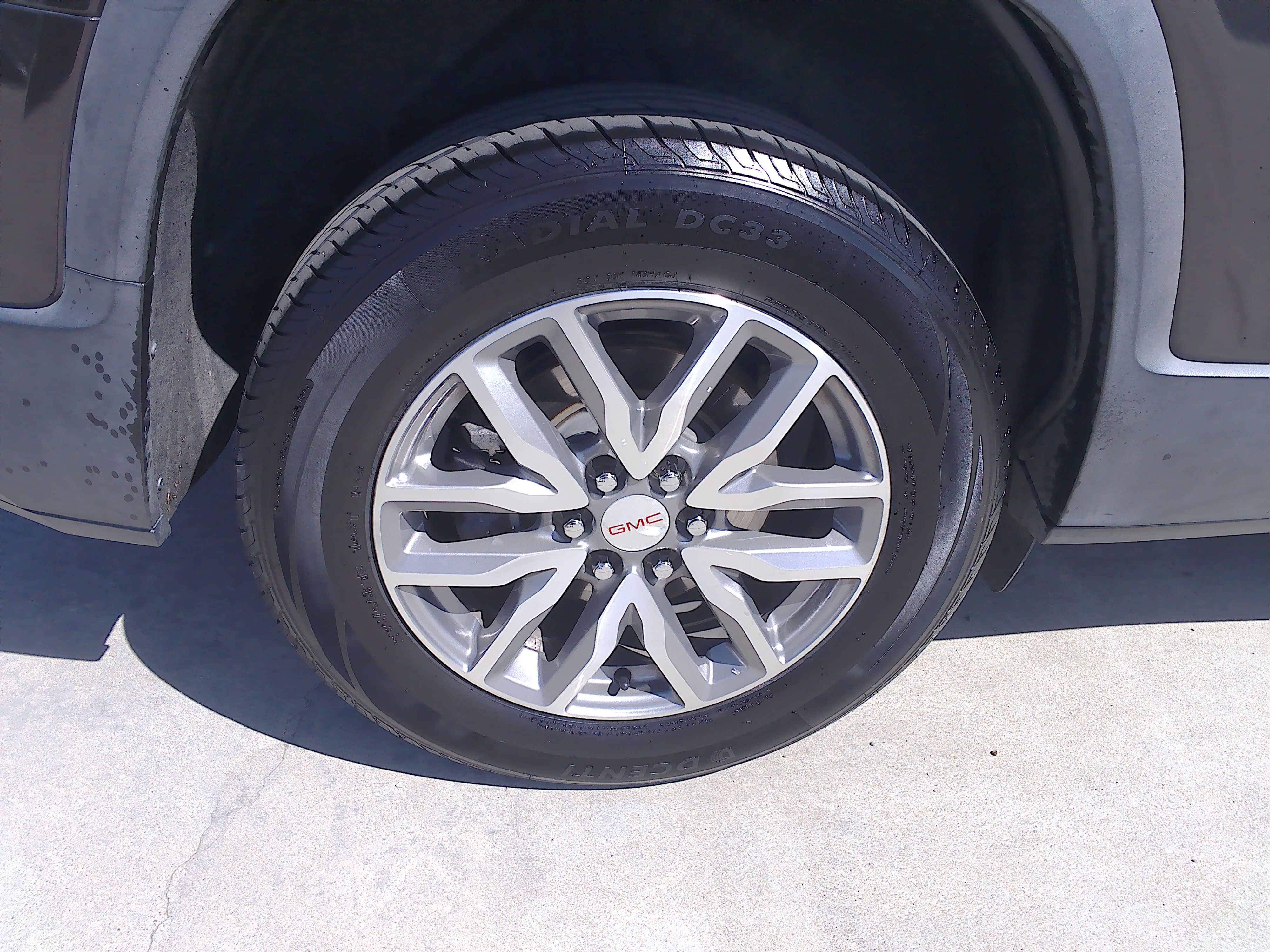 Used 2017 GMC Acadia SLE FWD image 40