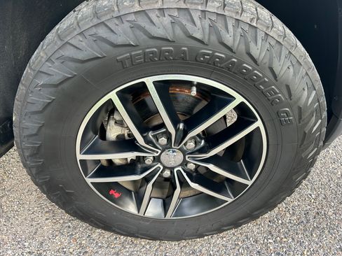 Used 2017 Jeep Grand Cherokee 4WD Trailhawk image 19