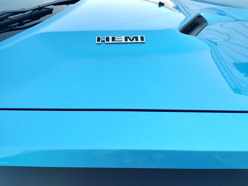 Used 2009 Dodge Challenger R/T image 7
