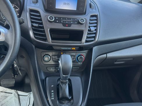 Used 2023 Ford Transit Connect XL image 17