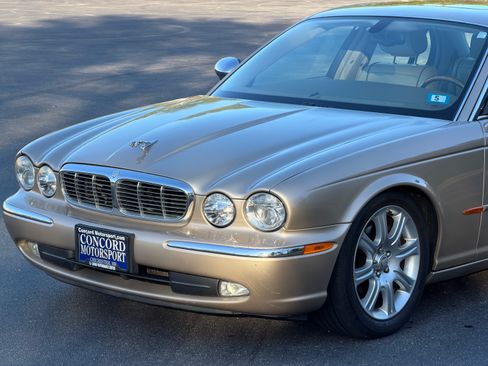 Used 2004 Jaguar XJ Vanden Plas RWD image 20