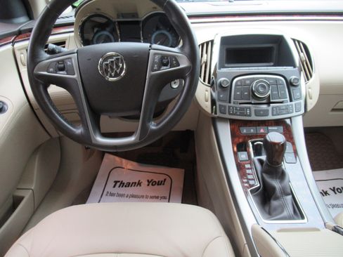 Used 2012 Buick LaCrosse Premium FWD image 10