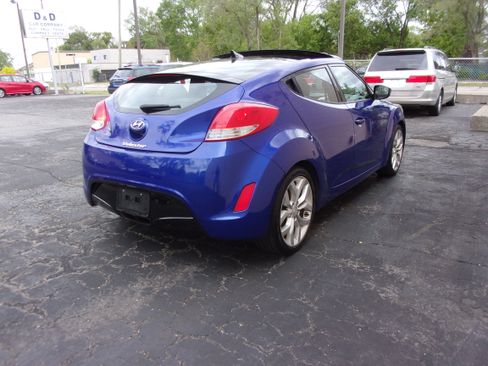 Used 2013 Hyundai Veloster N Coupe 3D FWD image 4