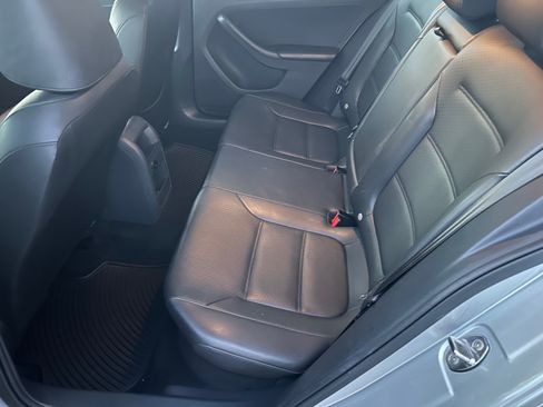 Used 2015 Volkswagen Jetta image 14