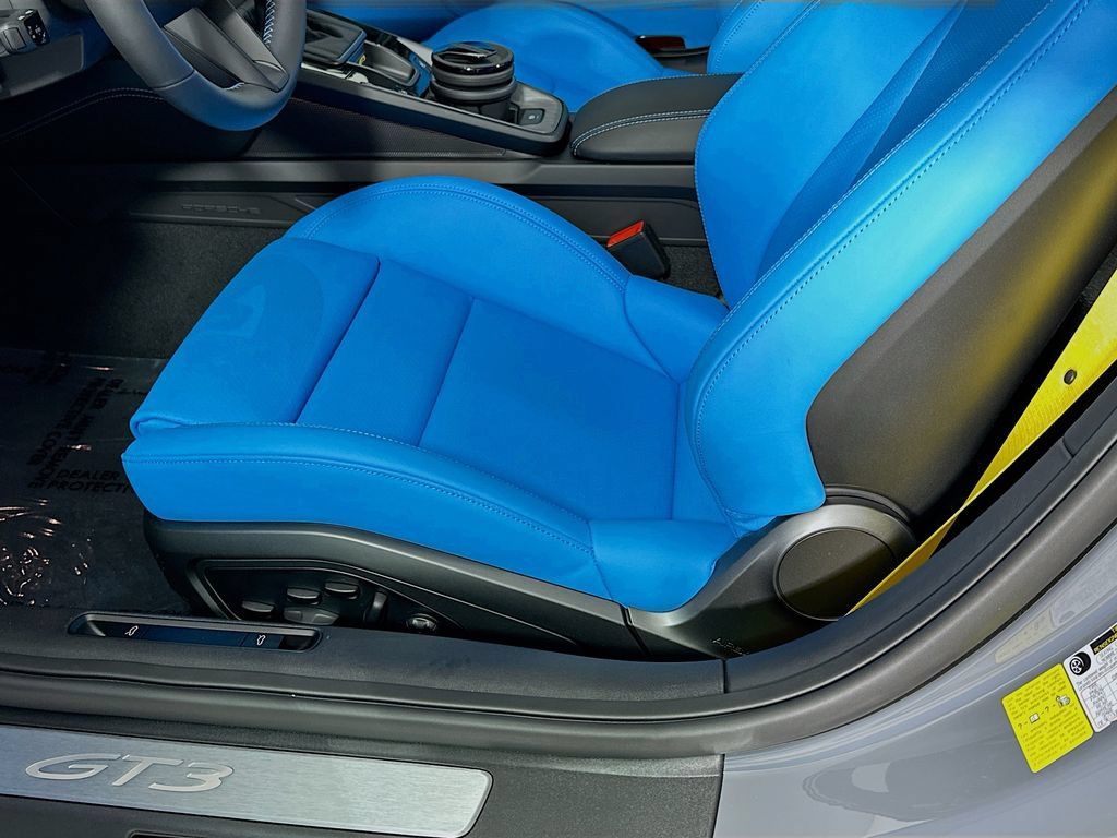 New 2026 Porsche 911 GT3 RWD image 21