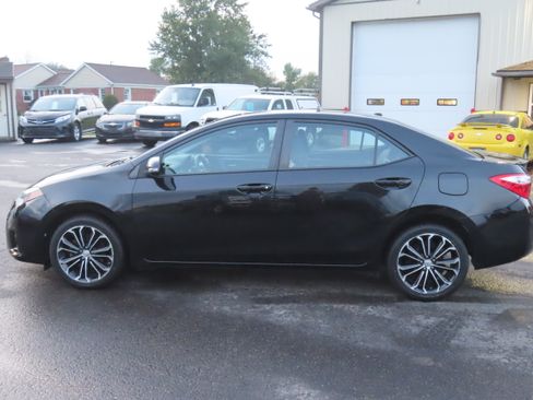 Used 2016 Toyota Corolla S Plus Sedan 4D FWD image 8
