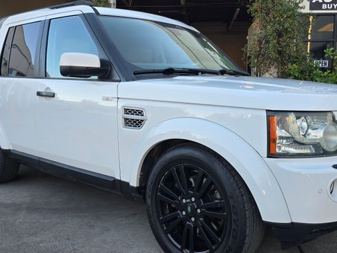 Used 2011 Land Rover LR4 HSE LUX image 48