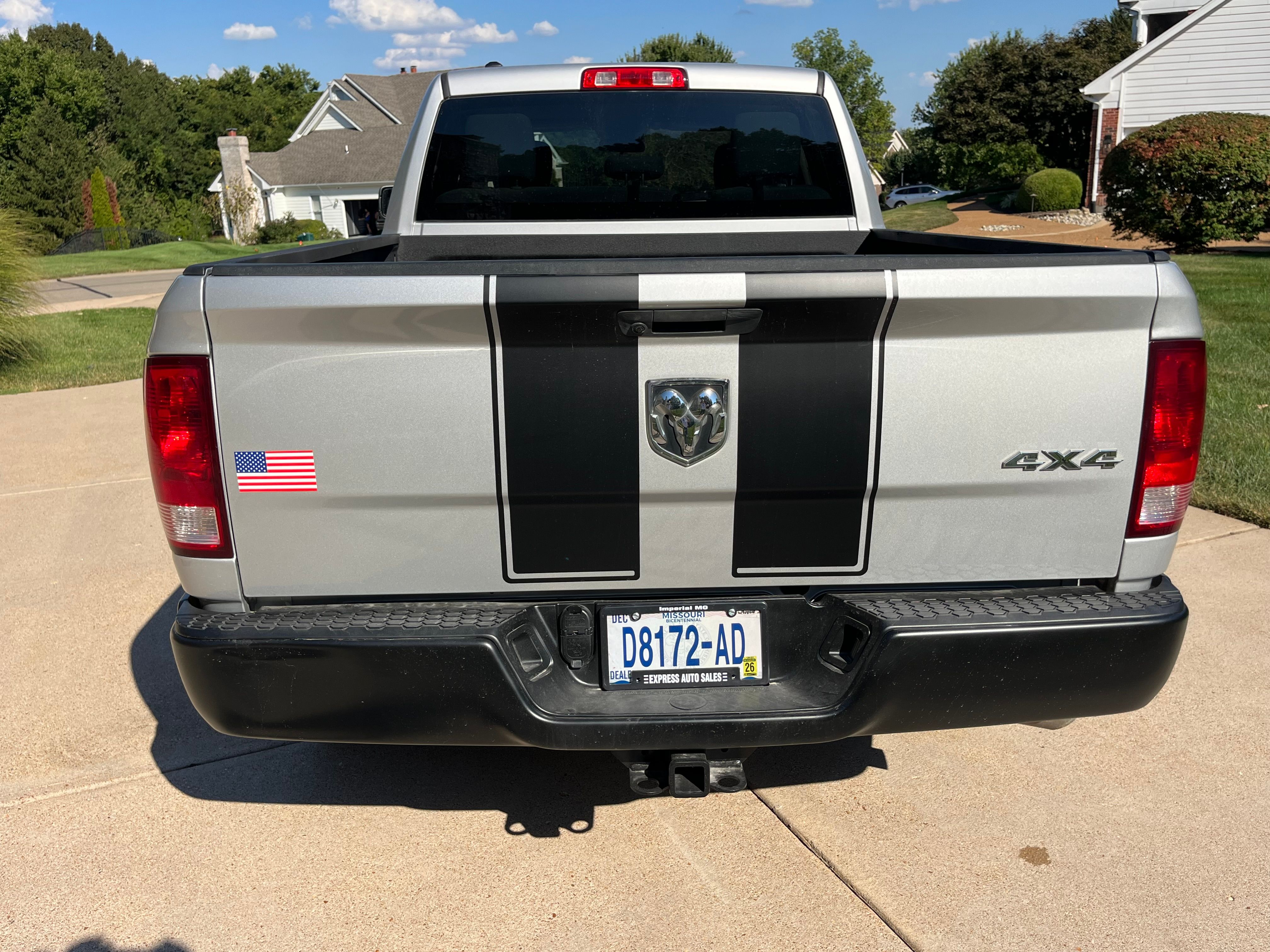 Used 2019 RAM 1500 4x4 Crew Cab Classic Tradesman image 13