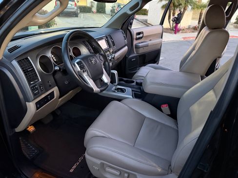 Used 2016 Toyota Sequoia Limited image 14