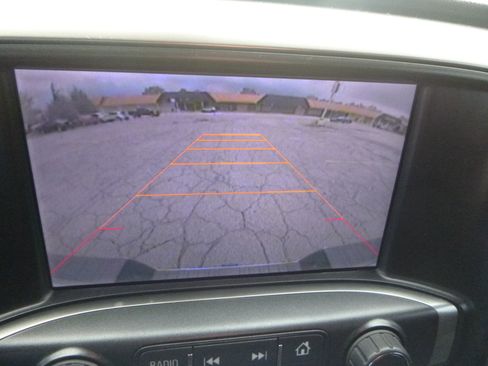 Used 2014 Chevrolet Silverado 1500 2WD Crew Cab LT image 26