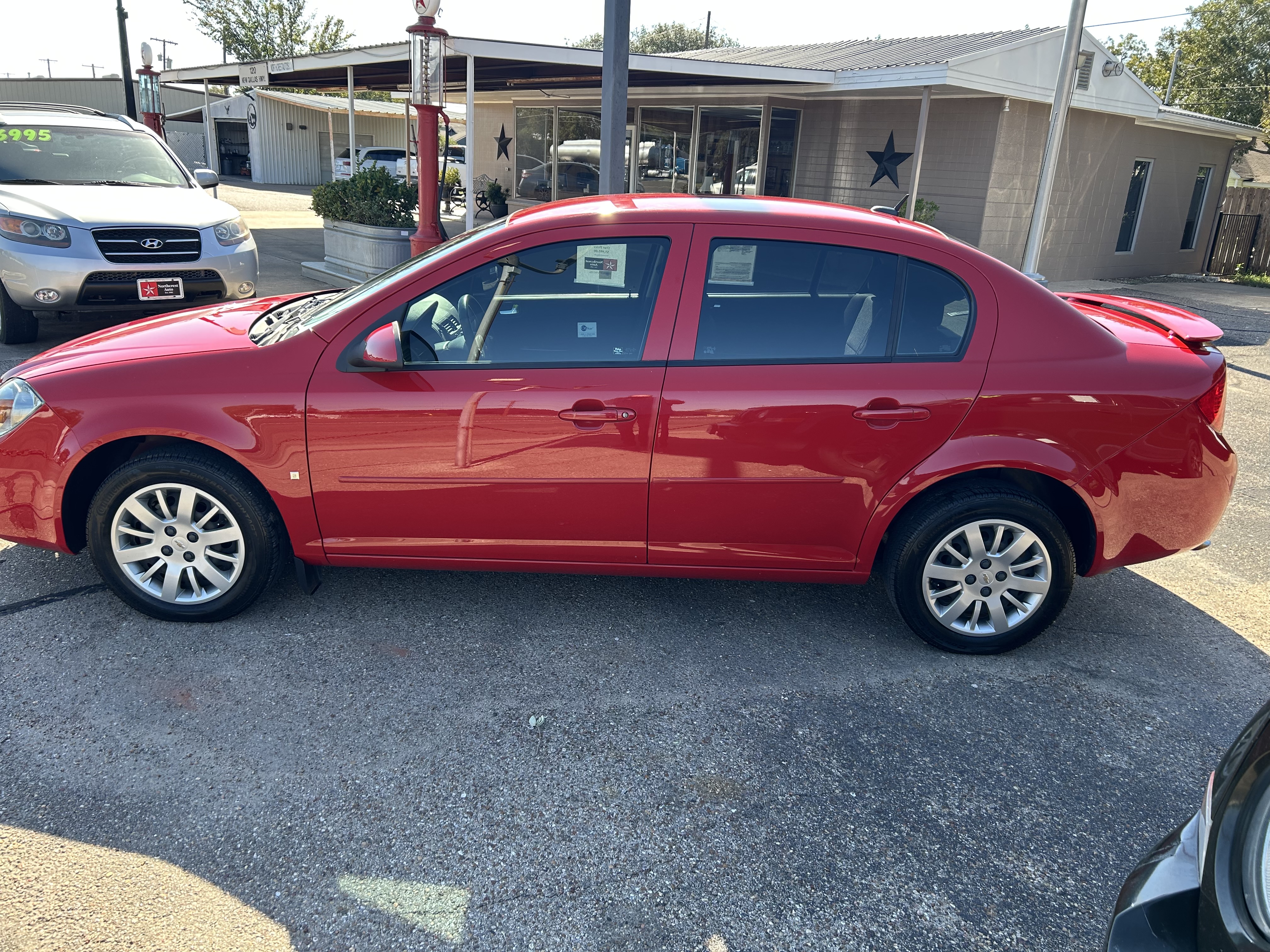 Used 2009 Chevrolet Cobalt LT Sedan FWD image 3