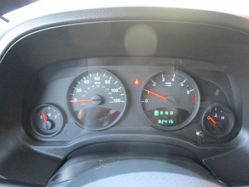 Used 2013 Jeep Patriot Sport image 30