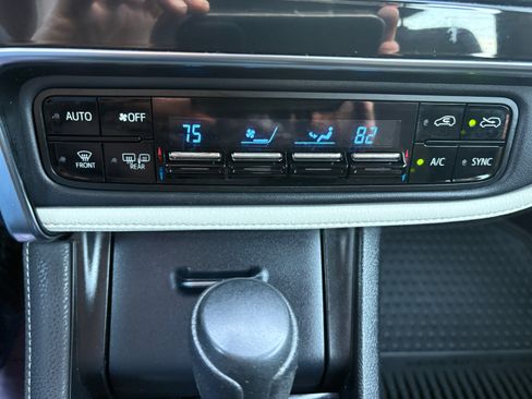 Used 2017 Toyota Corolla iM image 15