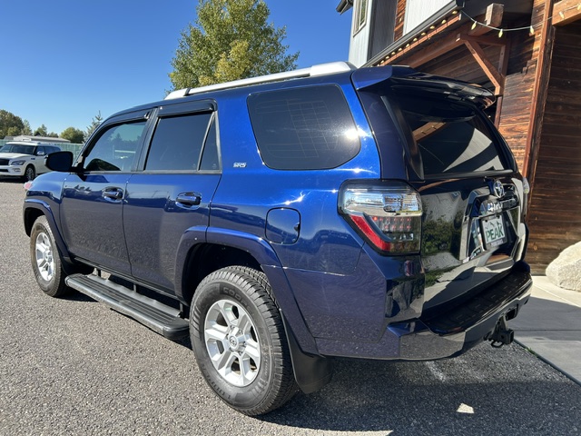Used 2017 Toyota 4Runner 4WD image 5