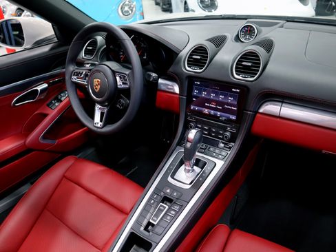 Used 2024 Porsche 718 Boxster GTS image 28