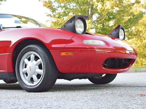 Used 1992 MAZDA MX-5 Miata UNAVAIL RWD image 33