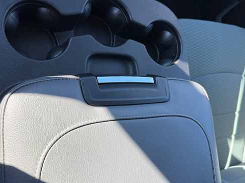 Used 2016 RAM 1500 Tradesman image 13