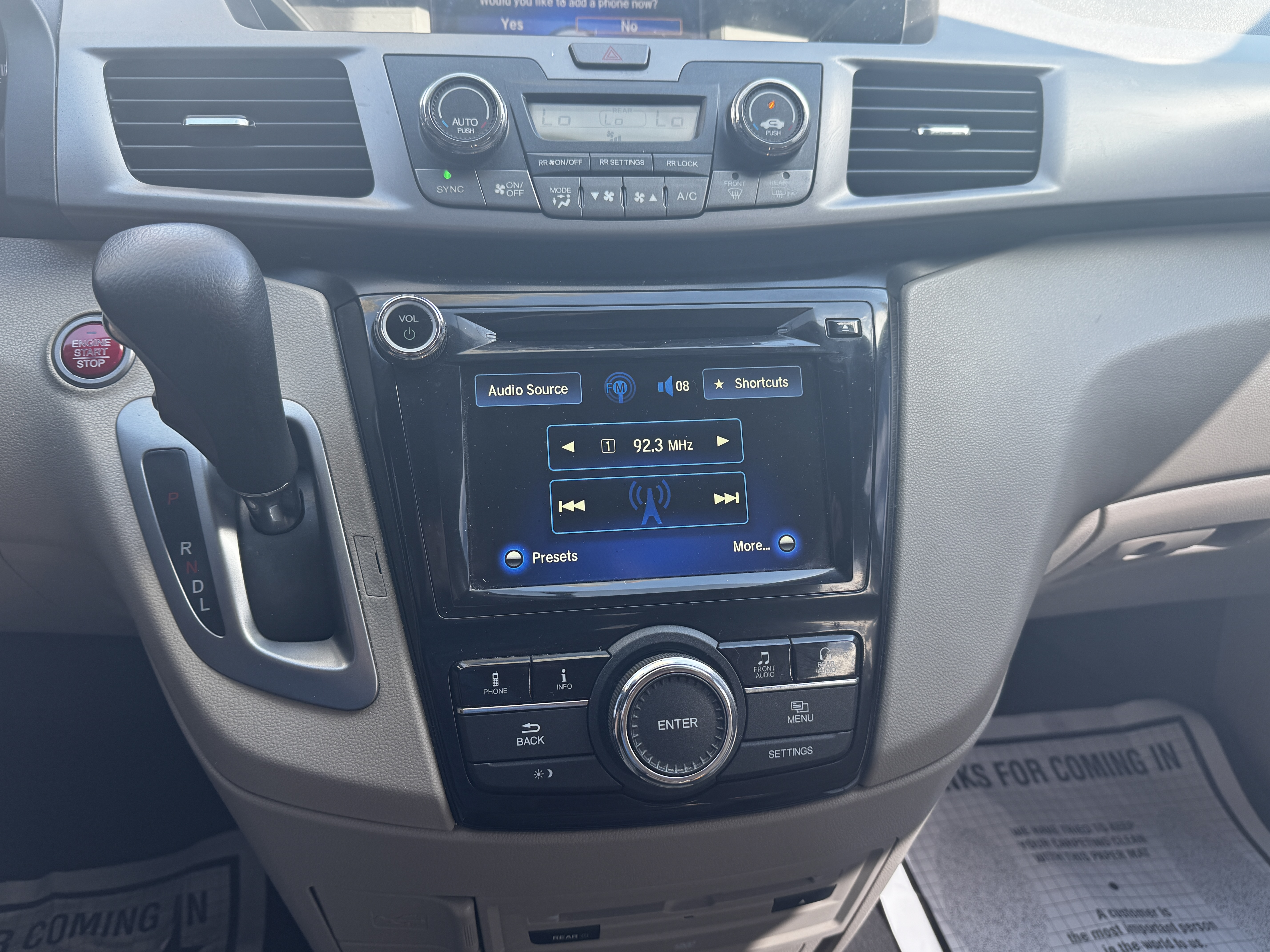 Used 2017 Honda Odyssey SE image 12