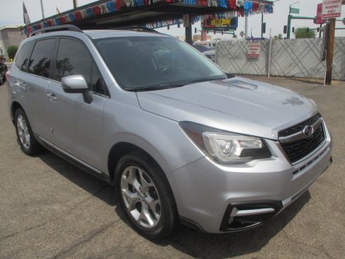 Used 2017 Subaru Forester 2.5i Touring AWD/4WD image 17