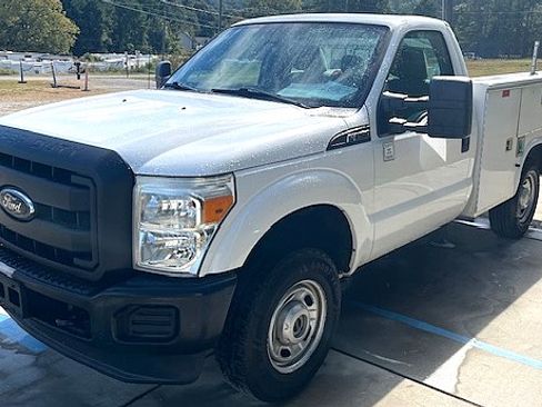 Used 2012 Ford F250 XL image 4