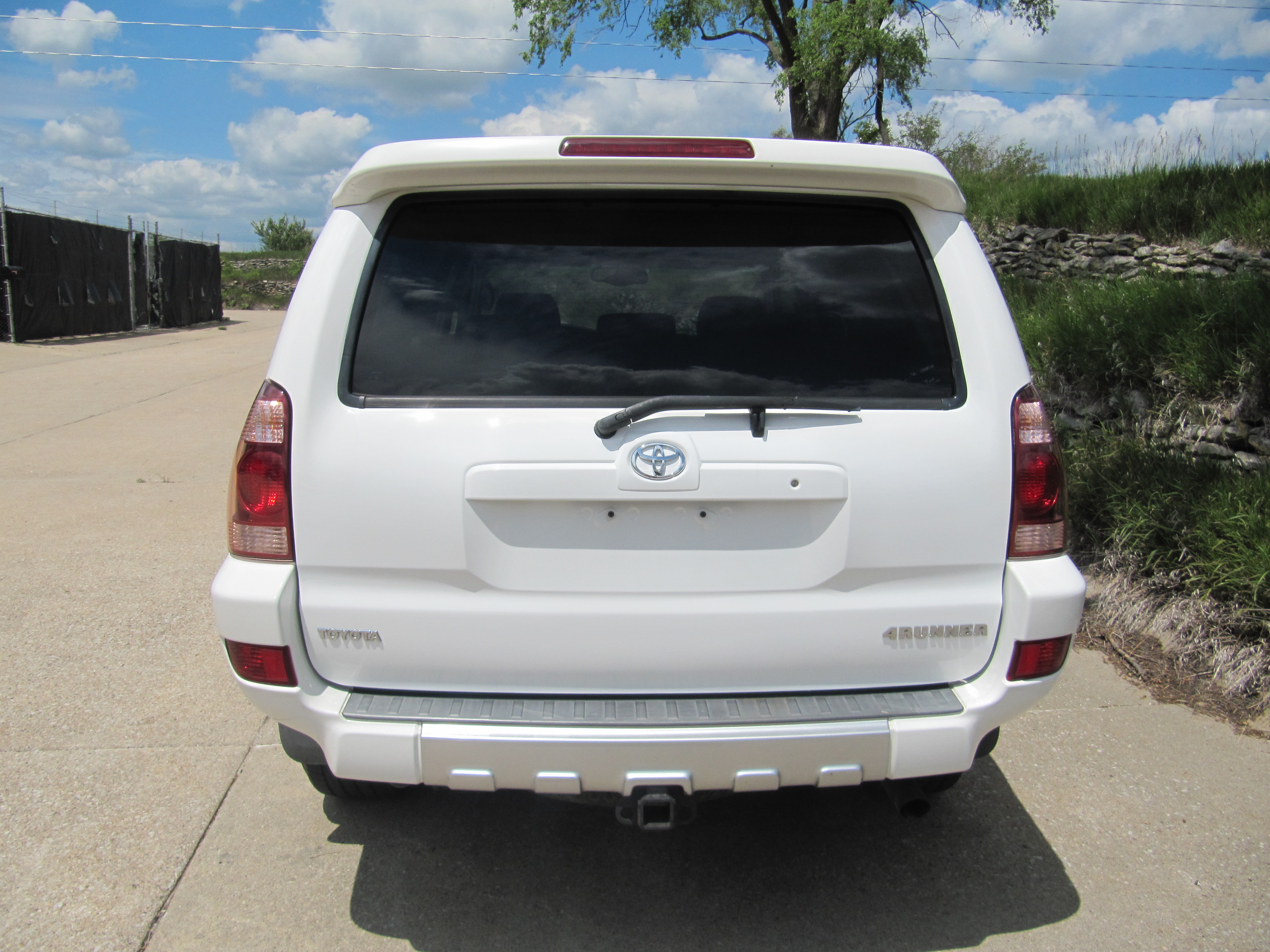 Used 2003 Toyota 4Runner 4WD Limited image 4