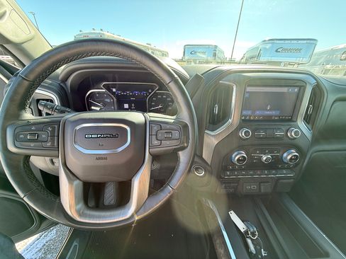 Used 2020 GMC Sierra 3500 Denali image 11
