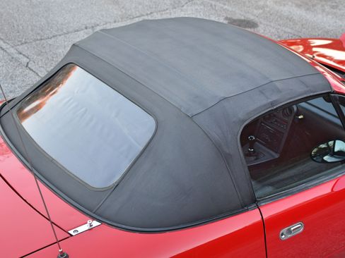 Used 1990 MAZDA MX-5 Miata image 14