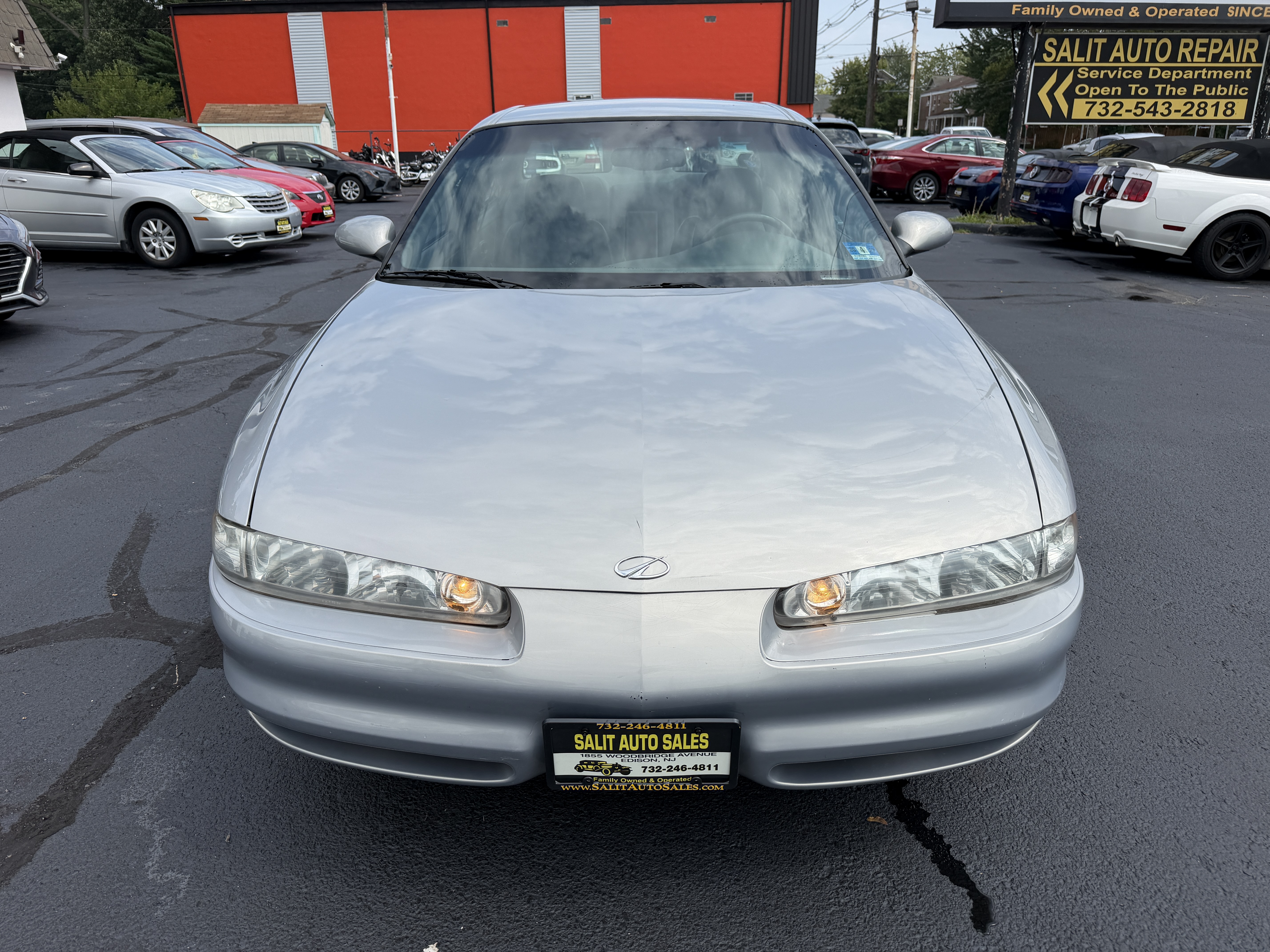 Used 2000 Oldsmobile Intrigue GL FWD image 19
