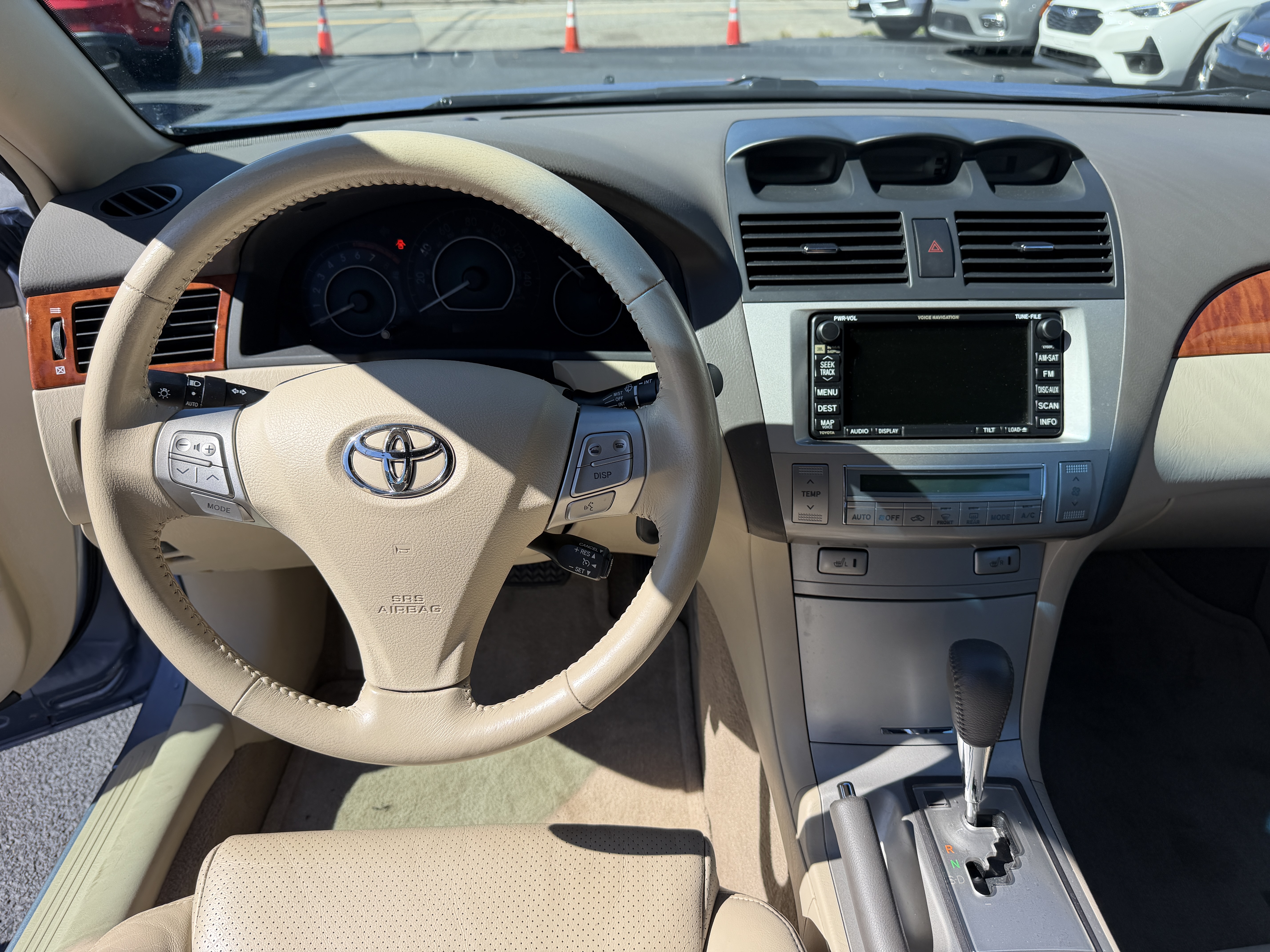 Used 2008 Toyota Solara SLE Convertible FWD image 16