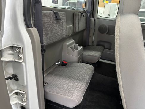 Used 2008 Chevrolet Colorado image 14