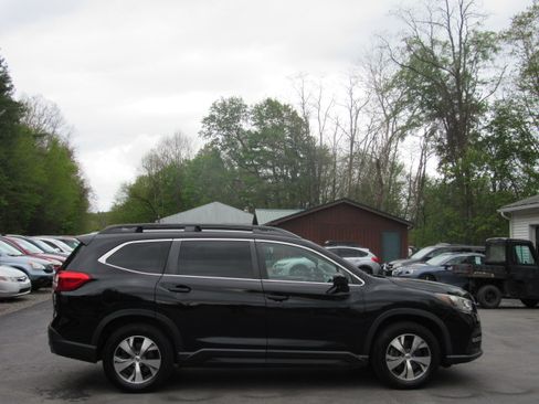 Used 2019 Subaru Ascent Premium 8-Passenger AWD/4WD image 8
